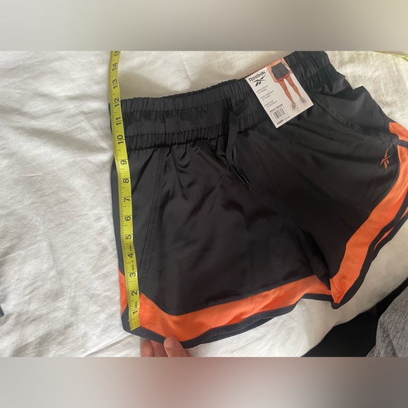 NWT Reebok Running Shorts M - Picture 5 of 10